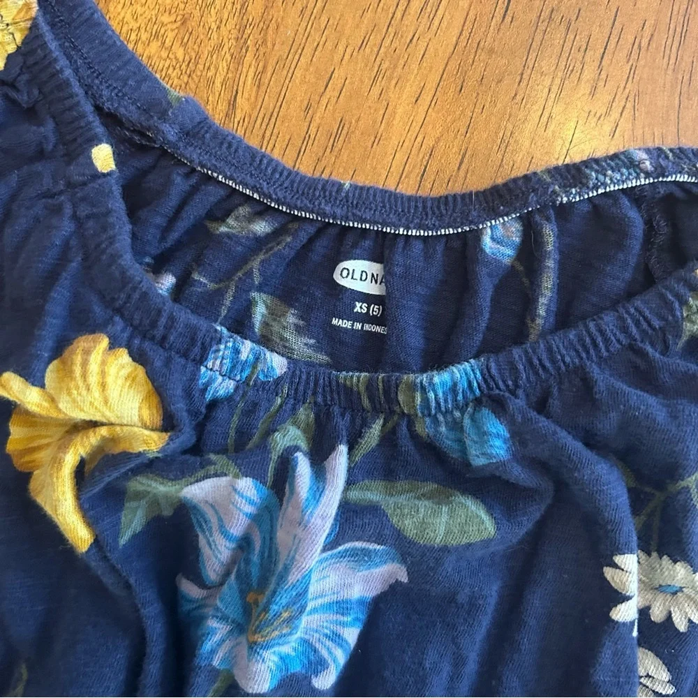 Old Navy Girls XS (5) Navy Floral Long Sleeve Peasant Top w/ Drawstring Hem